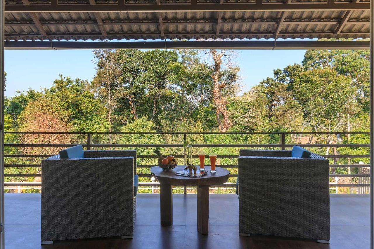 Coffee & Mist Luxury Villa- Comp Breakfast, Pool, Lounge, And Coffee Estate By Stayvista Madikeri Εξωτερικό φωτογραφία