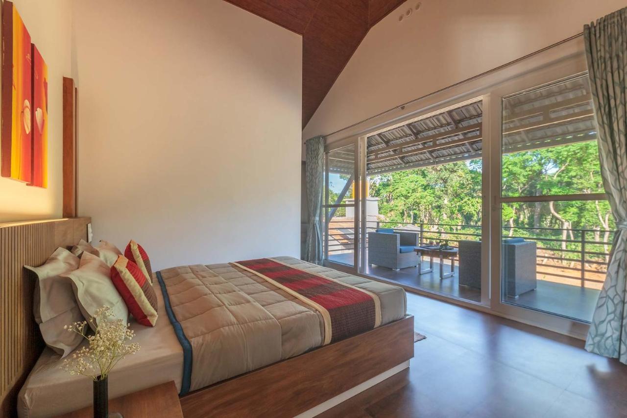 Coffee & Mist Luxury Villa- Comp Breakfast, Pool, Lounge, And Coffee Estate By Stayvista Madikeri Εξωτερικό φωτογραφία
