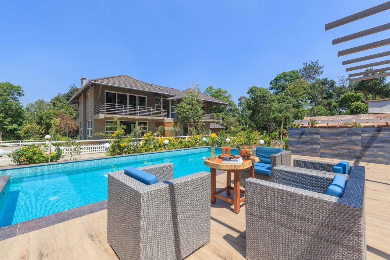 Coffee & Mist Luxury Villa- Comp Breakfast, Pool, Lounge, And Coffee Estate By Stayvista Madikeri Εξωτερικό φωτογραφία