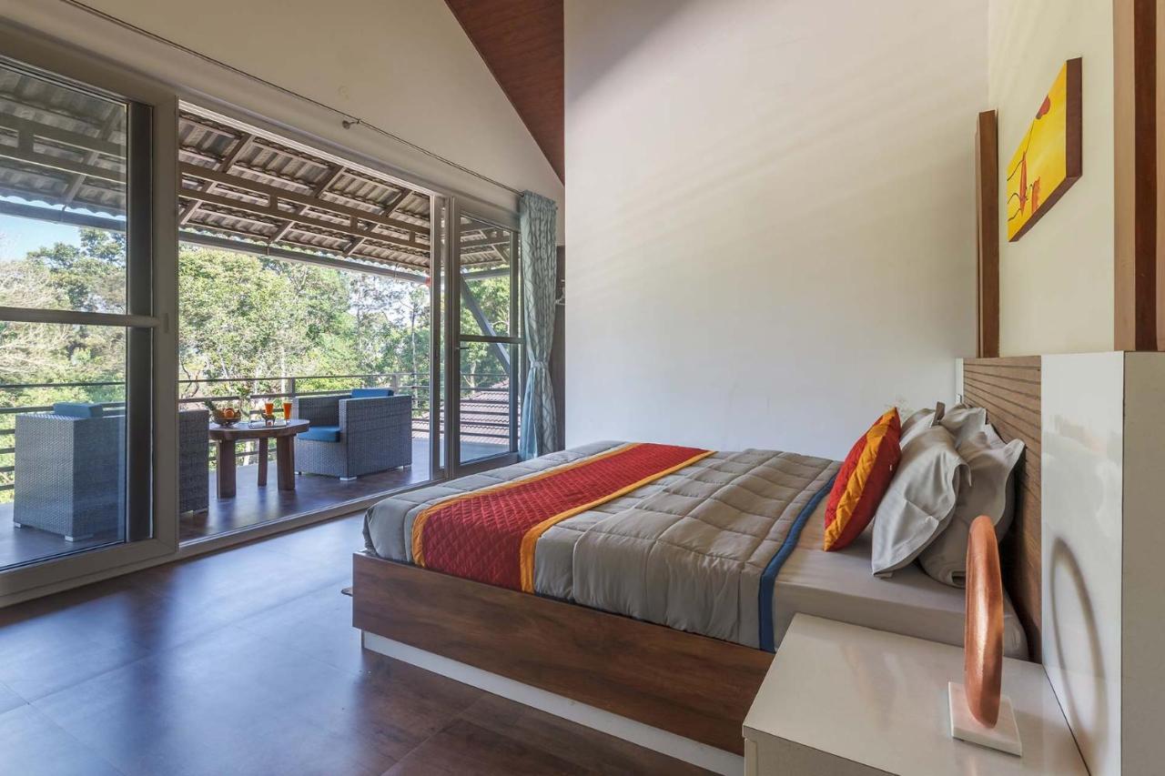 Coffee & Mist Luxury Villa- Comp Breakfast, Pool, Lounge, And Coffee Estate By Stayvista Madikeri Εξωτερικό φωτογραφία
